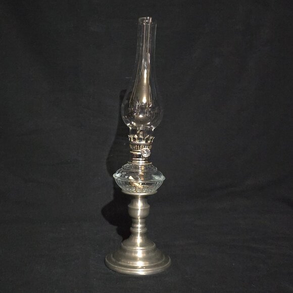 RARE! Vtg Old Saybrook Pewter Candlestick Holder / Oil Lamp - Complete - Picture 3 of 9